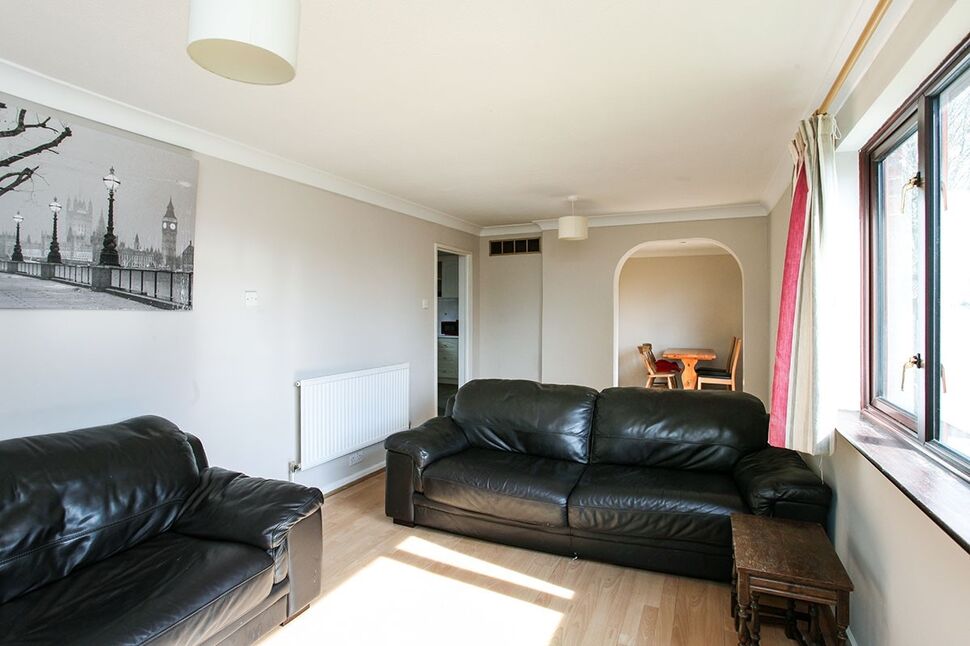 Large Lounge