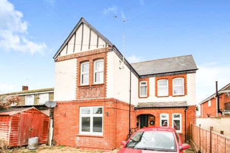 2 bedroom Flat to rent