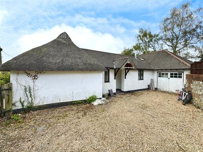 Cholderton, 4 bedroom Detached House for sale, £700,000