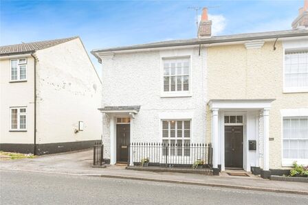 2 bedroom End Terrace House for sale