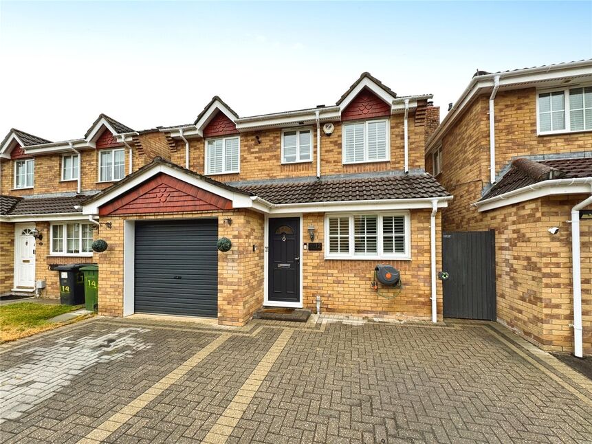 Main image of 3 bedroom Detached House for sale, Wentworth Crescent, Beggarwood, Hampshire, RG22
