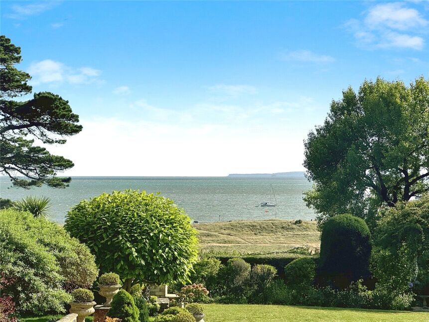 Main image of 2 bedroom Flat for sale, Douglas Avenue, Exmouth, Devon, EX8