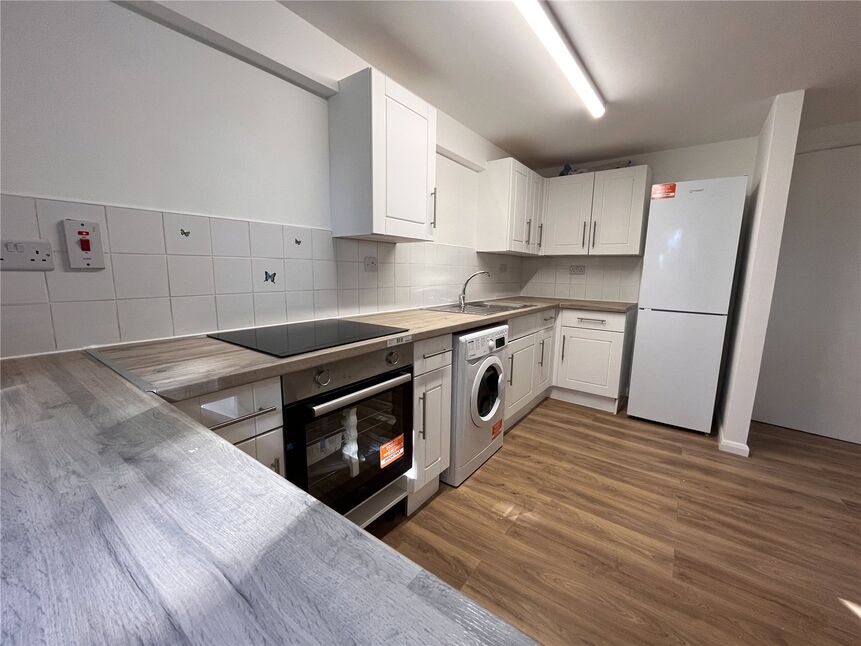 Main image of 1 bedroom  Flat to rent, Kingsway Gardens, Andover, Hampshire, SP10