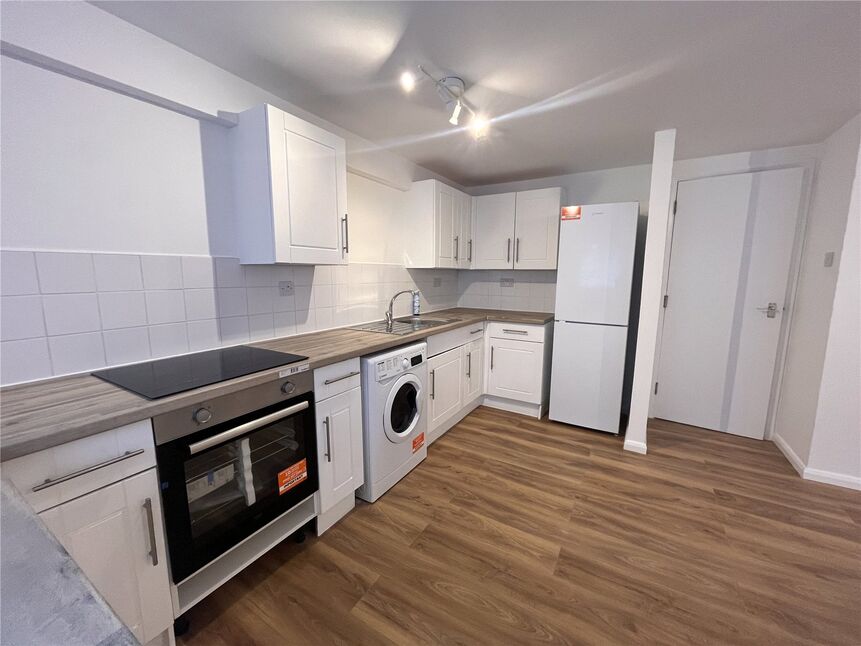 Main image of 1 bedroom Flat to rent, Kingsway Gardens, Andover, Hampshire, SP10