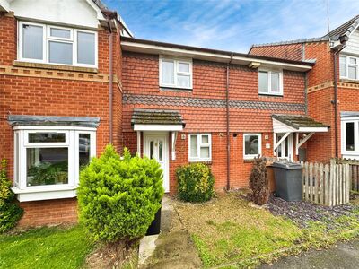 Altona Gardens, 2 bedroom Mid Terrace House for sale, £207,000
