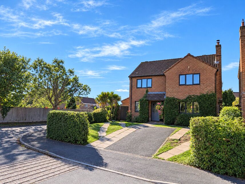 Main image of 4 bedroom Detached House for sale, Hengest Close, Charlton, Hampshire, SP10