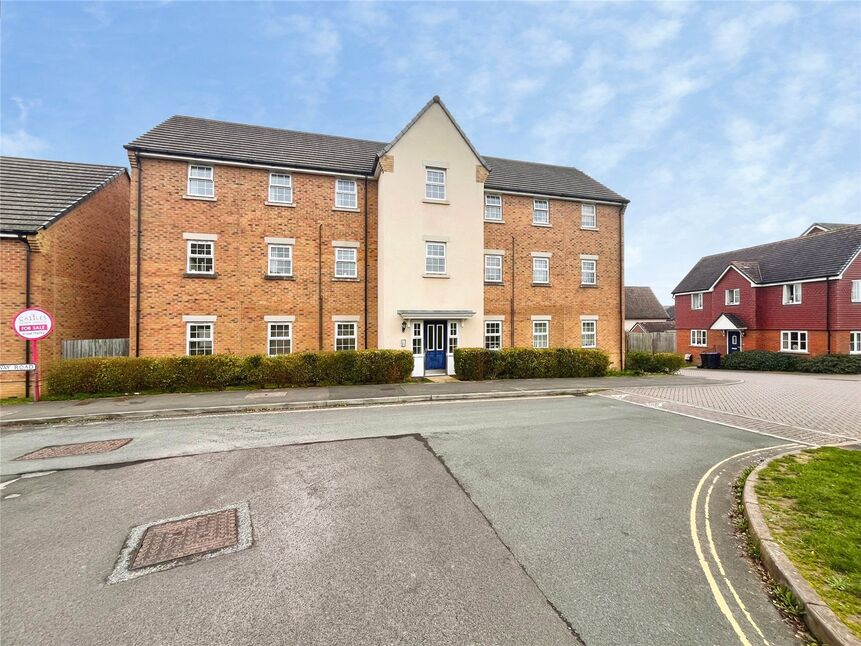 Main image of 2 bedroom Flat for sale, Oatway Road, Tidworth, Wiltshire, SP9
