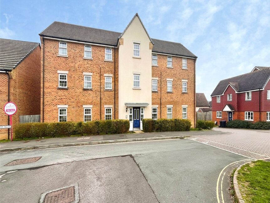 2 bedroom Flat for sale