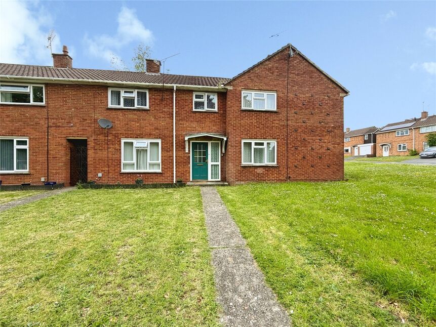 3 bedroom Mid Terrace House for sale