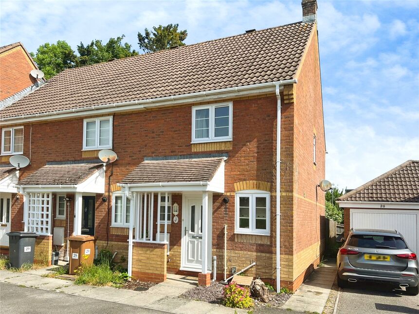 2 bedroom End Terrace House for sale