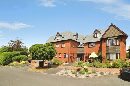 1 bedroom Flat for sale