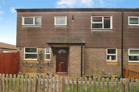 3 bedroom End Terrace House for sale