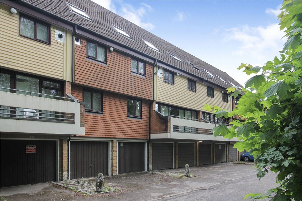 Main image of 1 bedroom Flat to rent, Kingsway Gardens, Andover, Hampshire, SP10