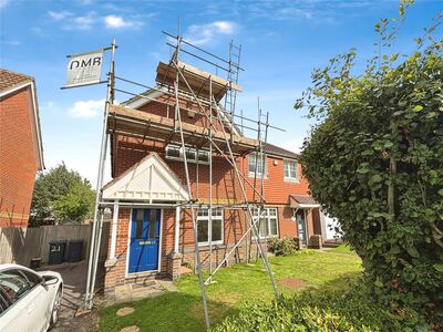 2 bedroom Semi Detached House to rent