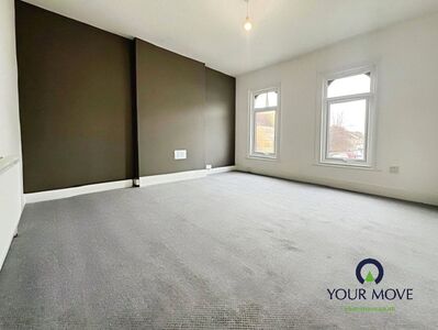 Beaver Road, 2 bedroom Flat to rent, &pound;1,000 pcm