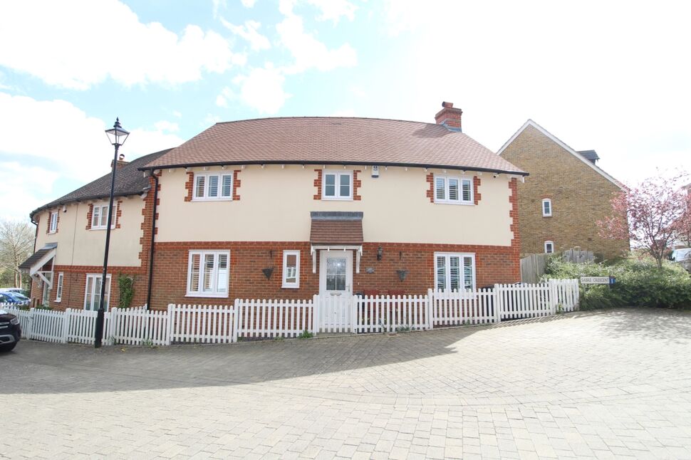 Main image of 3 bedroom Semi Detached House to rent, Sabre Crescent, Ashford, Kent, TN23