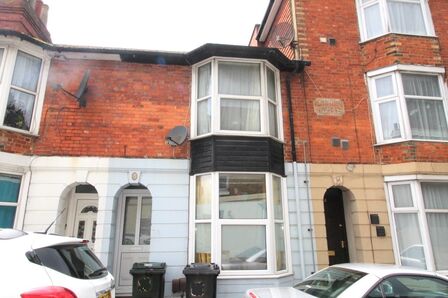 1 bedroom  Flat to rent