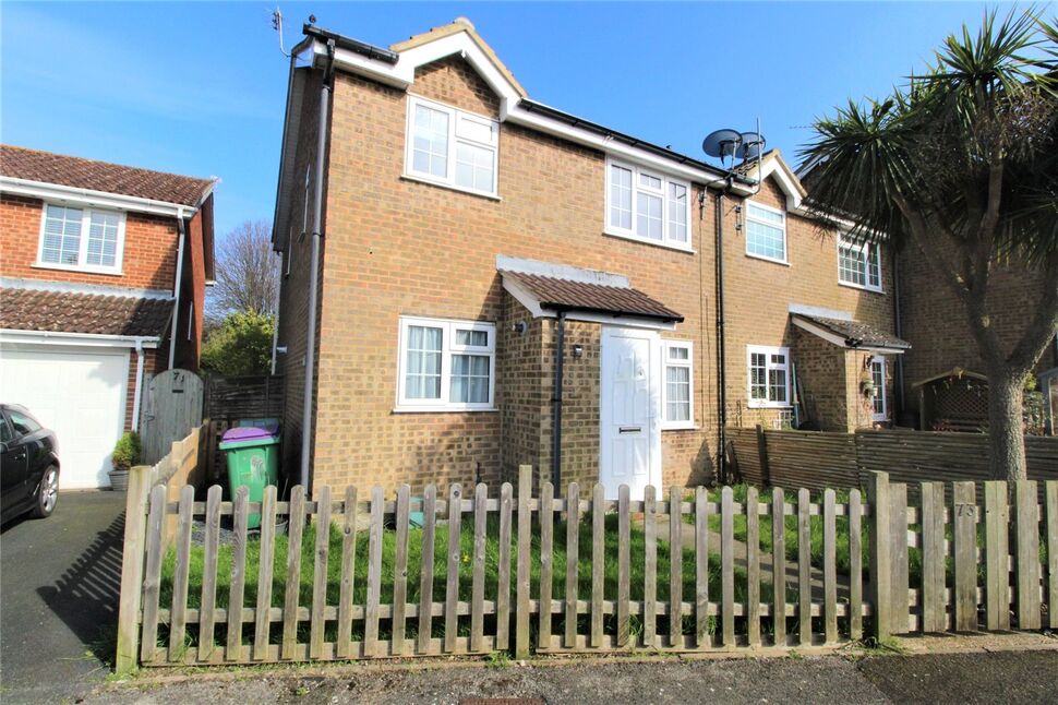 Main image of 1 bedroom Mid Terrace House to rent, Cromwell Park Place, Folkestone, Kent, CT20