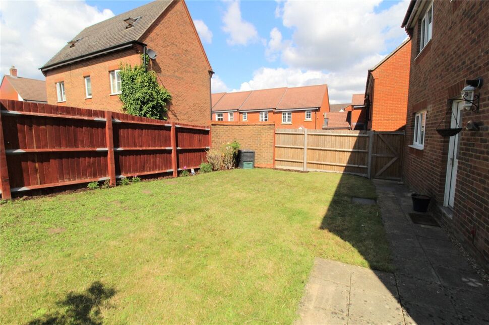 4 bedroom Detached House for sale, Swaffer Way, Ashford, TN23 £425,000