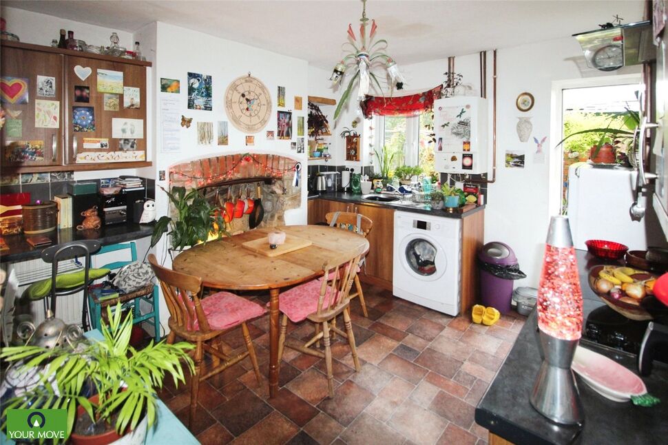 2 bedroom Mid Terrace House for sale, Barrow Hill Cottages, Ashford