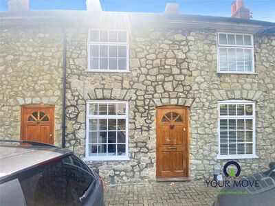 2 bedroom Mid Terrace Property for sale