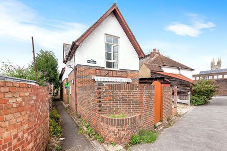 1 bedroom  Flat to rent