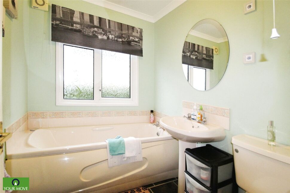 2 bedroom Property for sale, Longbeech Park, Canterbury Road, TN27 £
