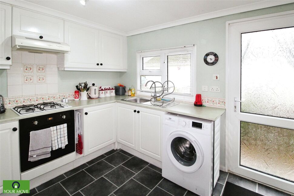 2 bedroom Property for sale, Longbeech Park, Canterbury Road, TN27 £