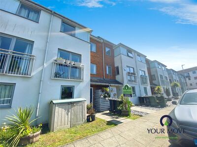 5 bedroom Mid Terrace House for sale