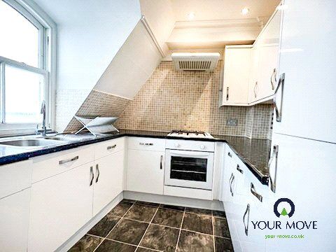 1 bedroom Mid Terrace Flat to rent