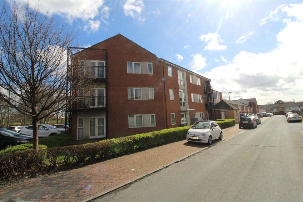 Main image of 2 bedroom  Flat to rent, Speldhurst Close, Ashford, Kent, TN23