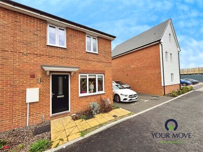 Bennett Close, 3 bedroom Semi Detached House to rent, £1,600 pcm