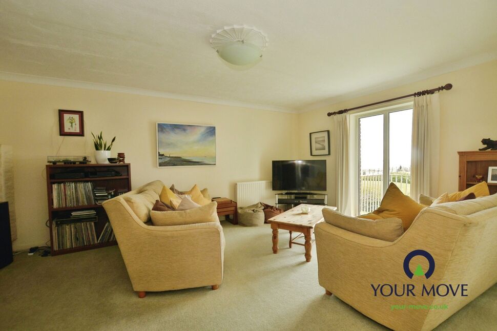 Lounge / Dining Room