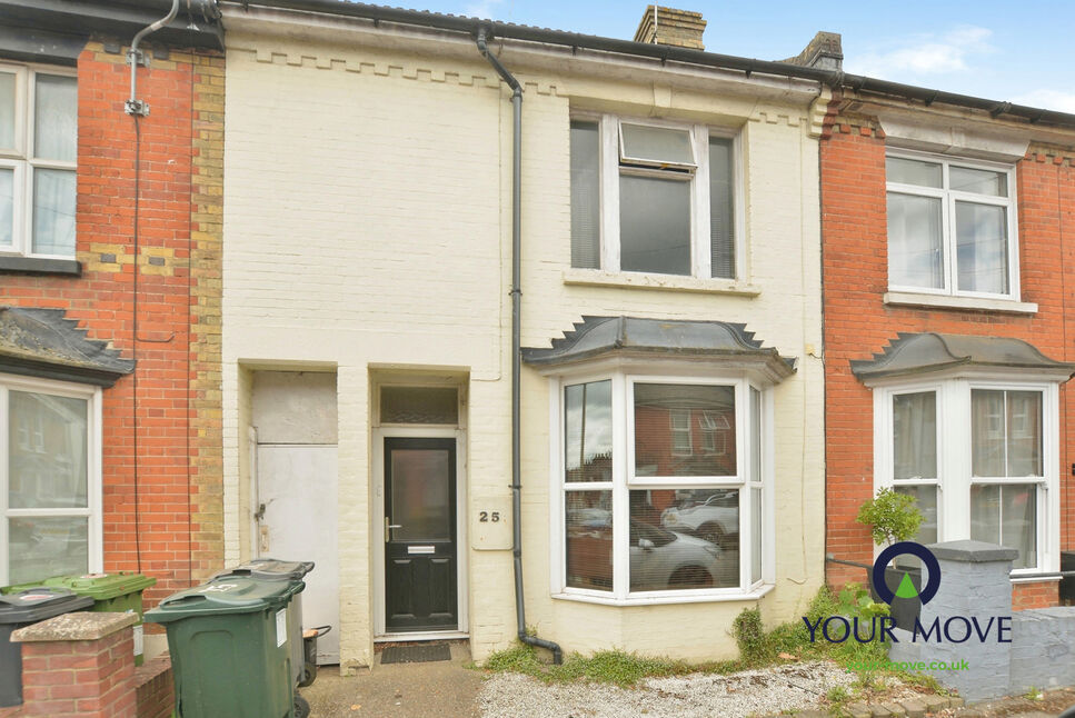 2 bedroom Mid Terrace House for sale