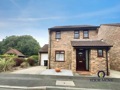 Oxen Lease, 3 bedroom Detached House to rent, &pound;1,600 pcm