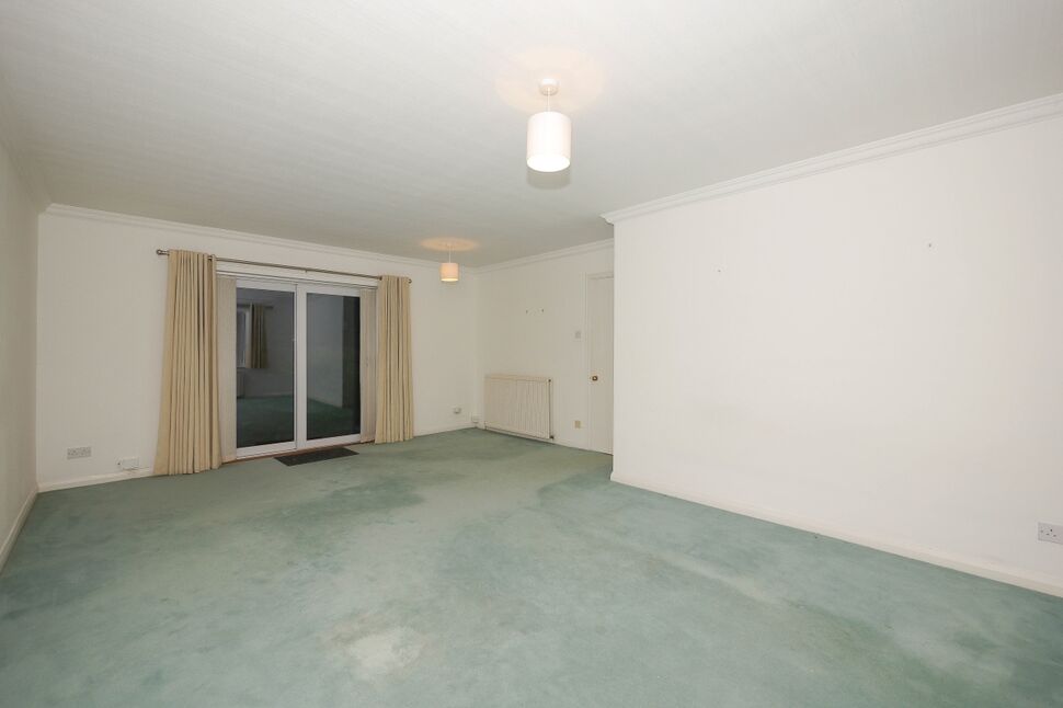 Superb Living Dining Room With Patio Doors To Garden