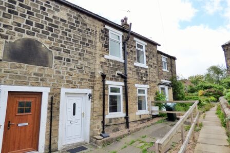 2 bedroom Mid Terrace House to rent