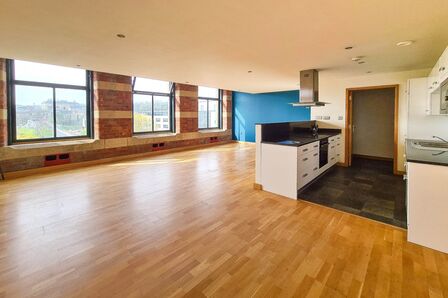2 bedroom  Flat to rent