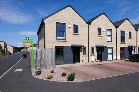 3 bedroom End Terrace House for sale