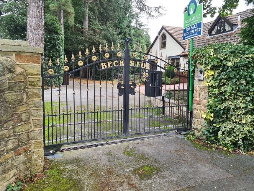 4 bedroom Detached House for sale, Station Road, Baildon, BD17 £550,000