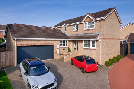 Oakleigh View, 4 bedroom Detached House for sale, £550,000
