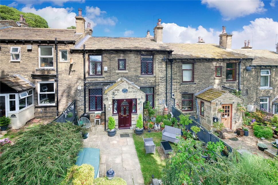 Main image of 2 bedroom Mid Terrace House for sale, Oak Place, Baildon, West Yorkshire, BD17