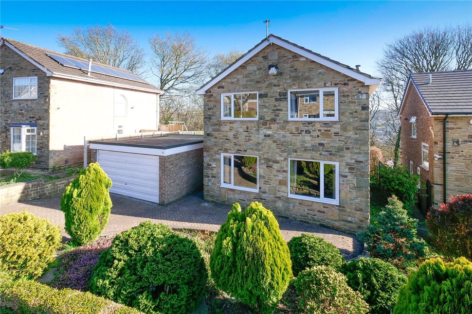 Main image of 4 bedroom Detached House for sale, Bilsdale Way, Baildon, West Yorkshire, BD17