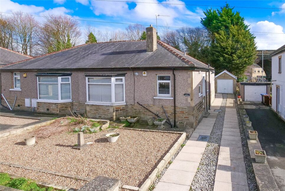 2 bedroom Semi Detached Bungalow for sale