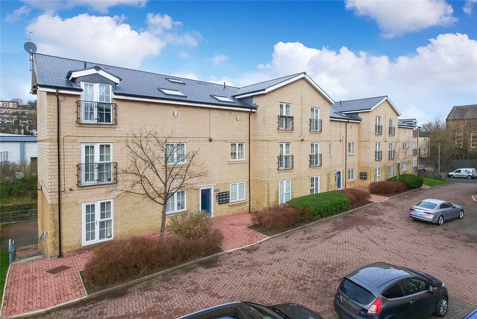 Main image of 2 bedroom Flat for sale, Dock Lane, Shipley, West Yorkshire, BD17