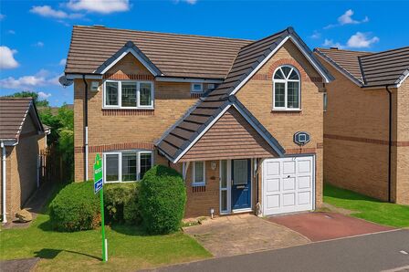 Oakleigh View, 4 bedroom Detached House for sale, £450,000
