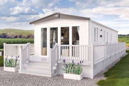 2 bedroom Detached Property for sale