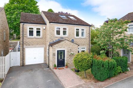 St. James Close, 4 bedroom Detached House for sale, £475,000