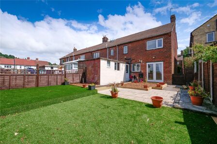 Wood Close, 3 bedroom End Terrace House for sale, £159,995