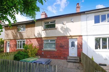 2 bedroom Mid Terrace House for sale